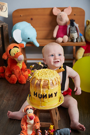 Charlie Cake Smash by Rachel Wilhelm Photography (16)