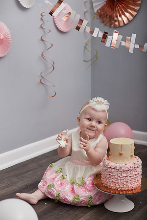 Abigail Cake Smash by Rachel Wilhelm Photography (22)