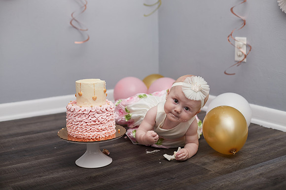Abigail Cake Smash by Rachel Wilhelm Photography (27)